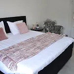 Tisza Topic Guest house