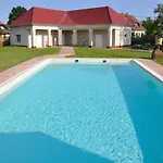 Tisza Topic Guest house 4*