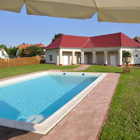 Tisza Topic Penzion Poroszló